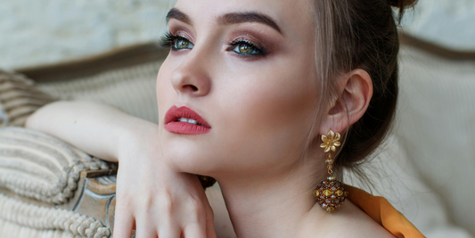 How to Choose Hypoallergenic Jewelry: A Practical Guide to Avoid Skin Irritation - Crystalory