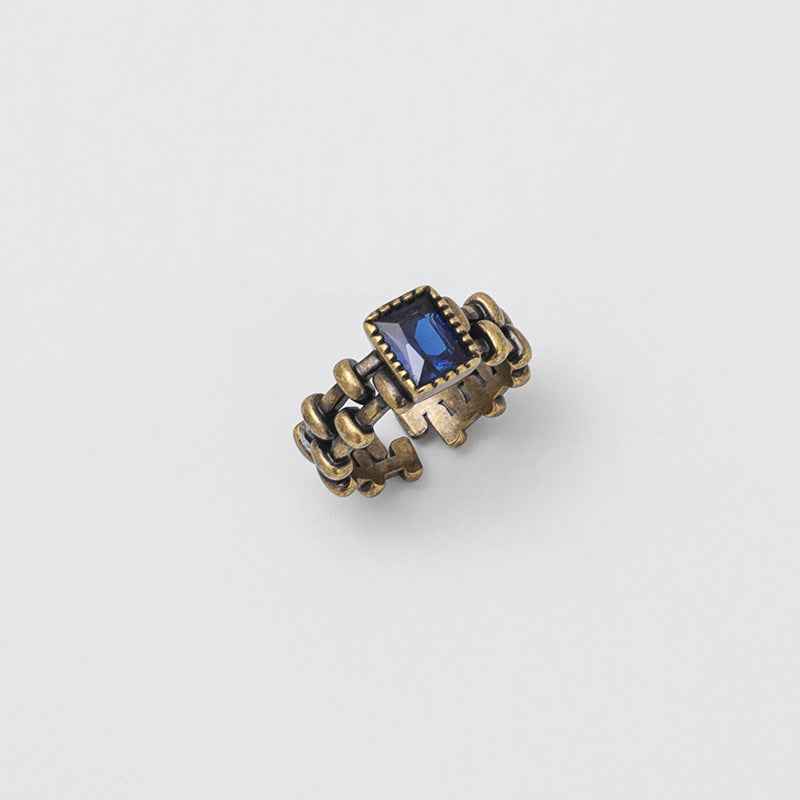 Vintage Blue Gothic Chain Ring - Crystalory
