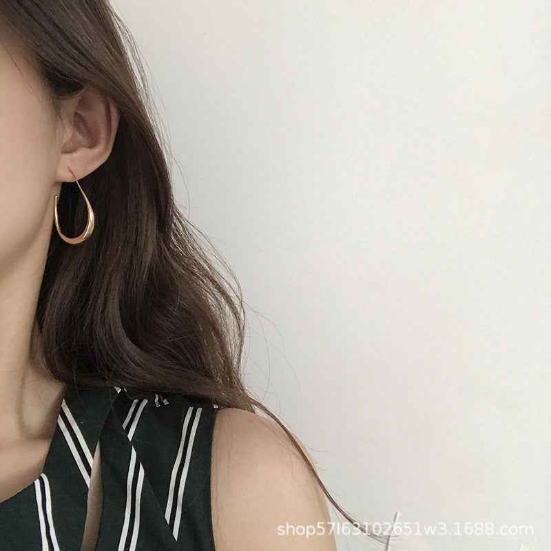 Minimalist Teardrop Hoop Earrings - Crystalory