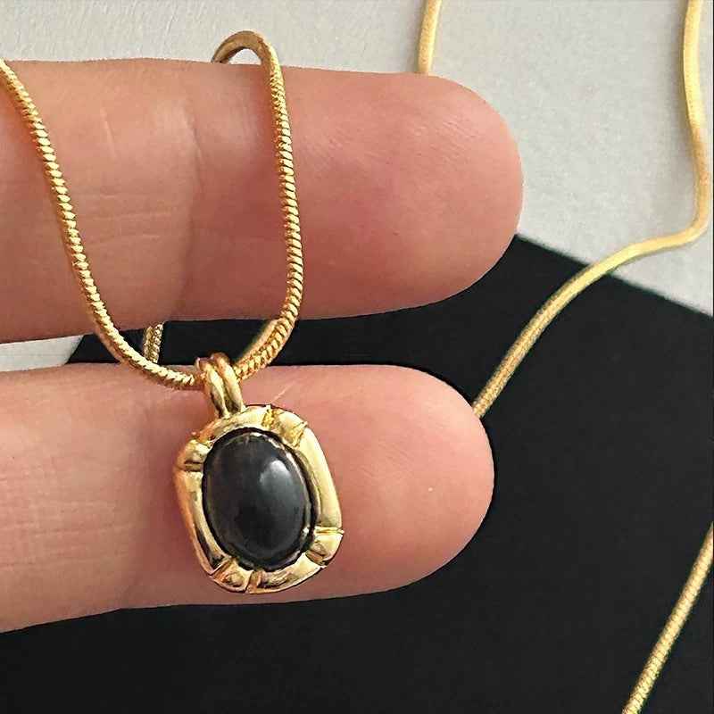 Black Onyx Pendant Necklace - Crystalory