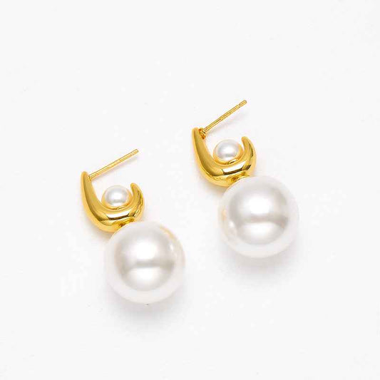 Elegant Pearl Drop Earrings - Crystalory