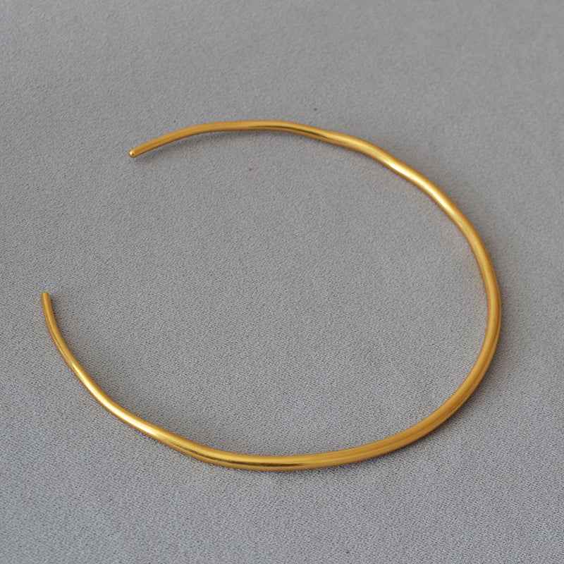 Minimalist Irregular Line Choker - Crystalory