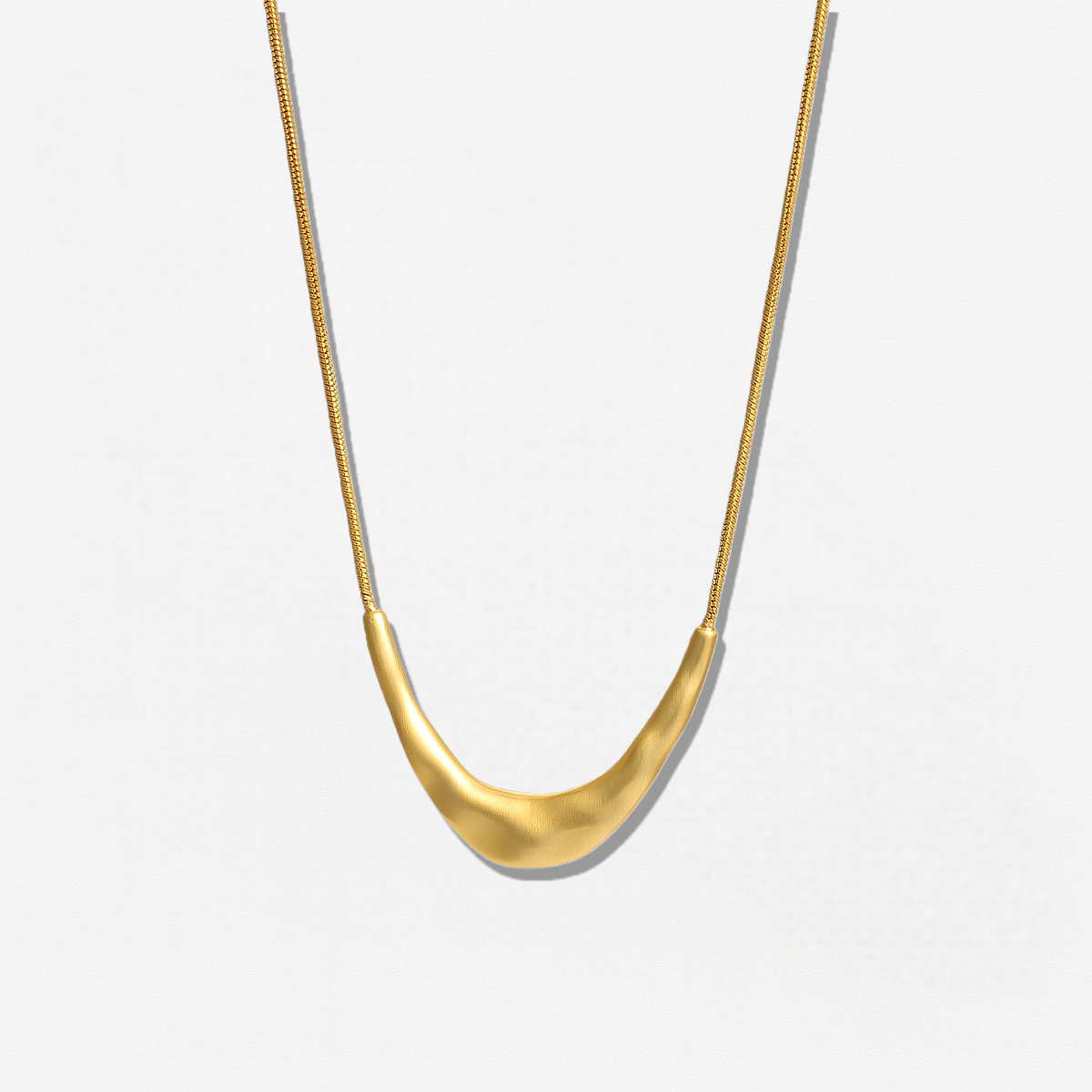 U-Shaped Smiley Pendant Necklace - Crystalory