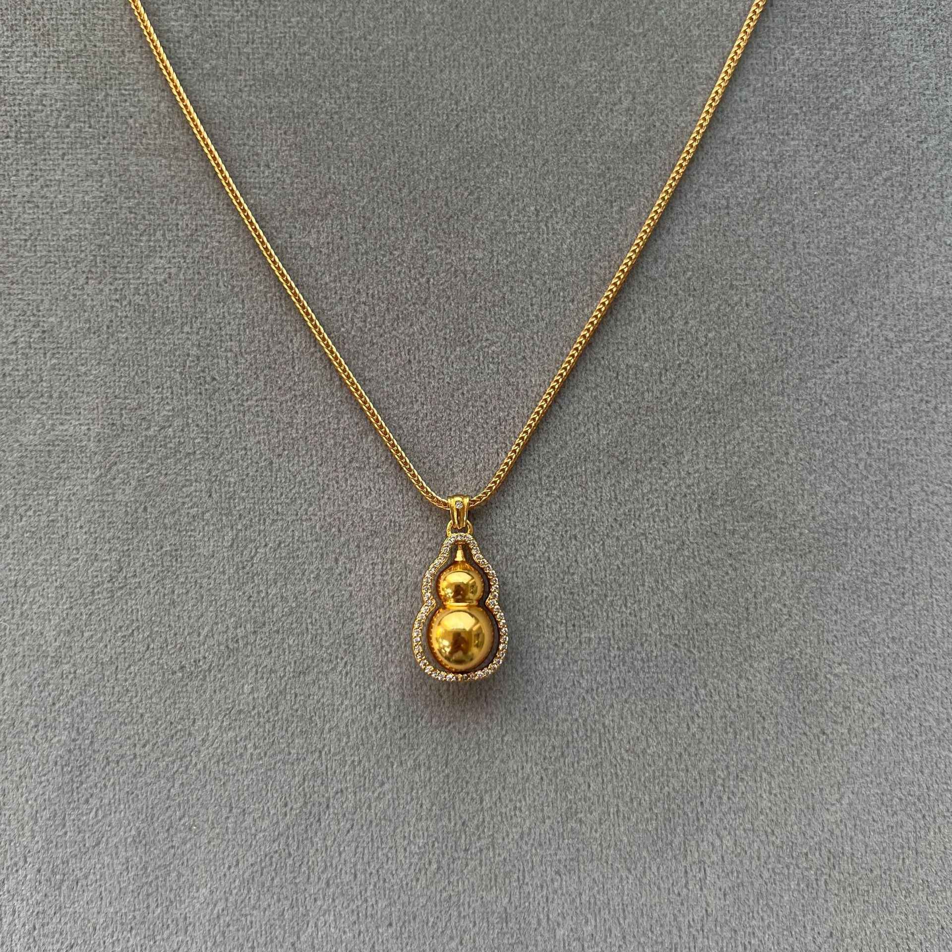 Gourd Pendant Necklace - Crystalory