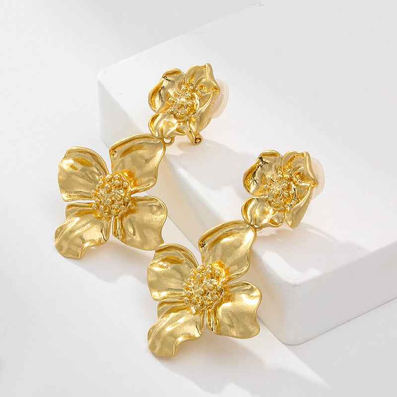 Vintage Floral Statement Earrings - Crystalory