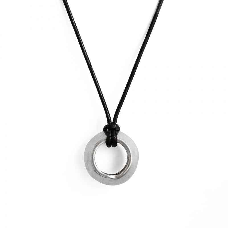 Vintage Circle Pendant Necklace - Crystalory