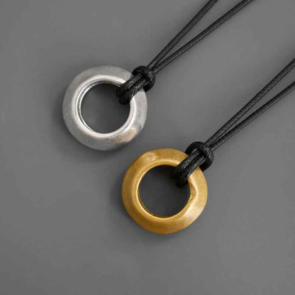 Vintage Circle Pendant Necklace - Crystalory