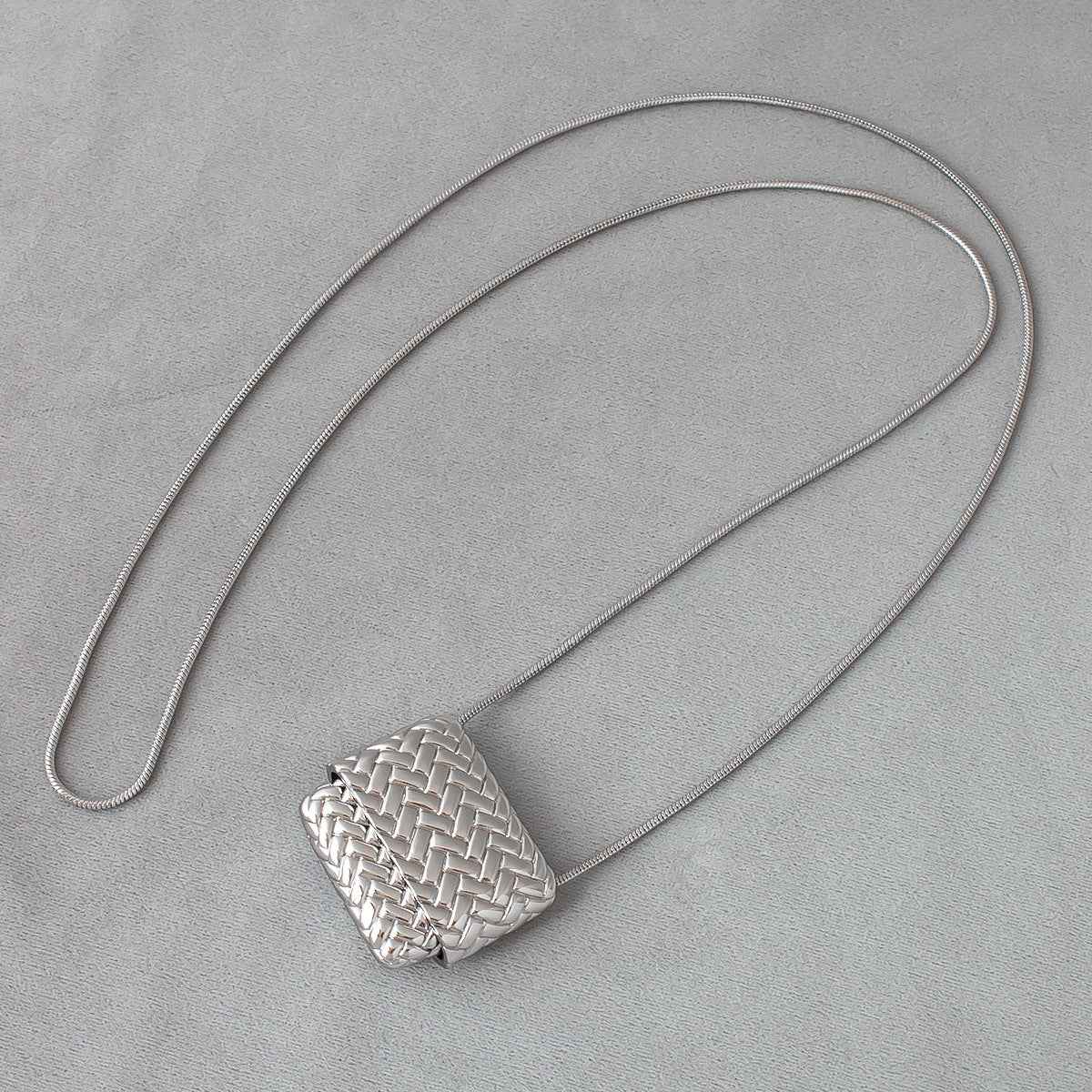 Silver Woven Bag Pendant Necklace - Crystalory