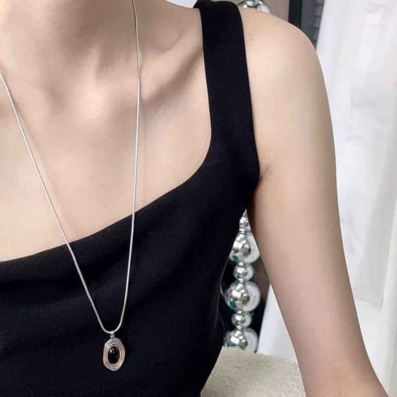 Echo Series Black Bead Necklace - Crystalory