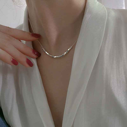 Minimalist Silver Cube Choker Necklace - Crystalory