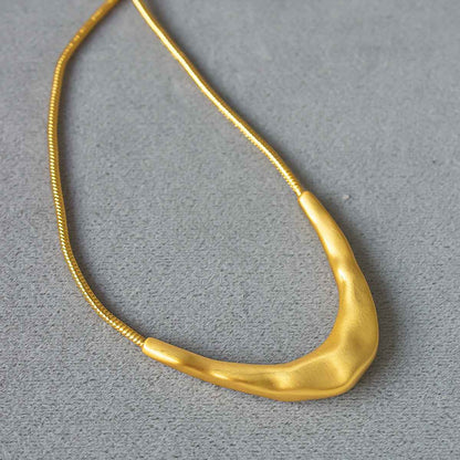 U-Shaped Smiley Pendant Necklace - Crystalory