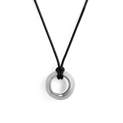 Vintage Circle Pendant Necklace - Crystalory